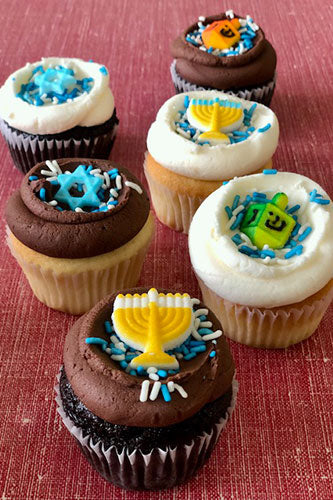 Holiday Cupcake - Image 12