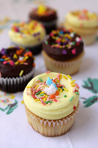 Holiday Cupcake - Image 5